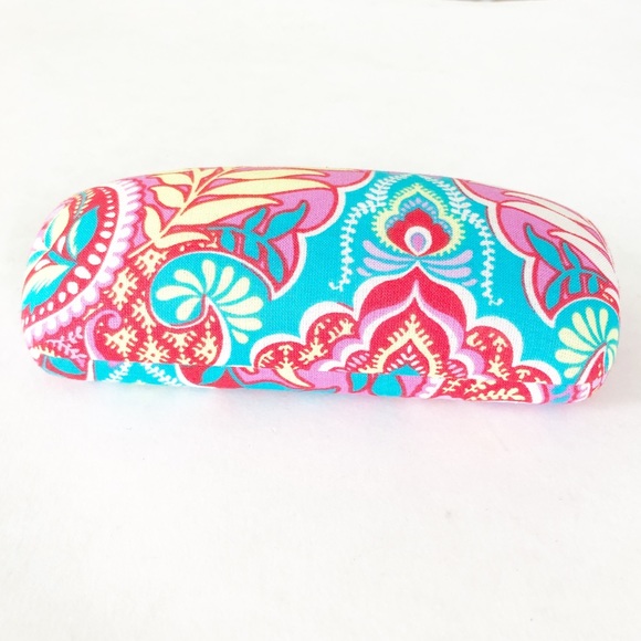 Vera Bradley Accessories - NWOT Vera Bradely Clamshell Fabric Eyeglass Case